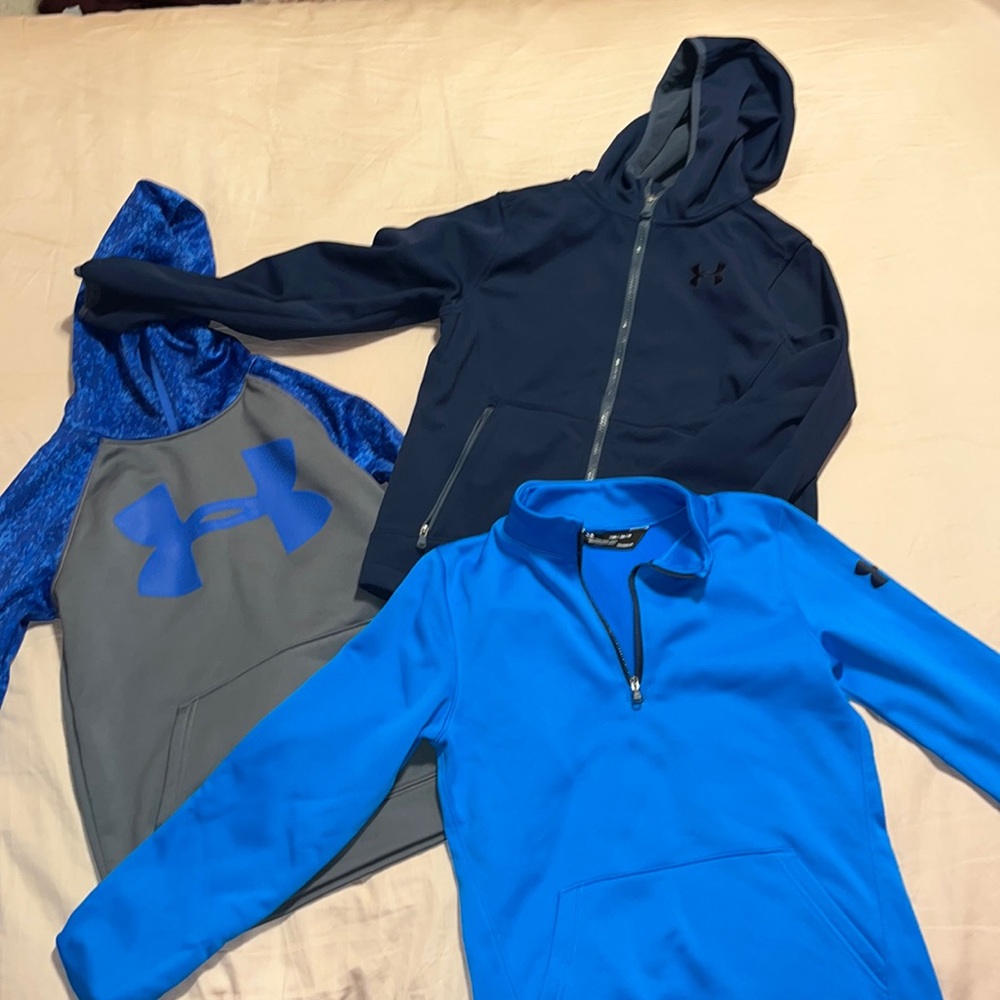 Under Armour Boys Size M Bundle